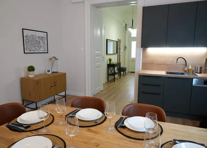 Ds36 Budapest-3 Haloszobas Lakas A Belvaros Sziveben Apartament